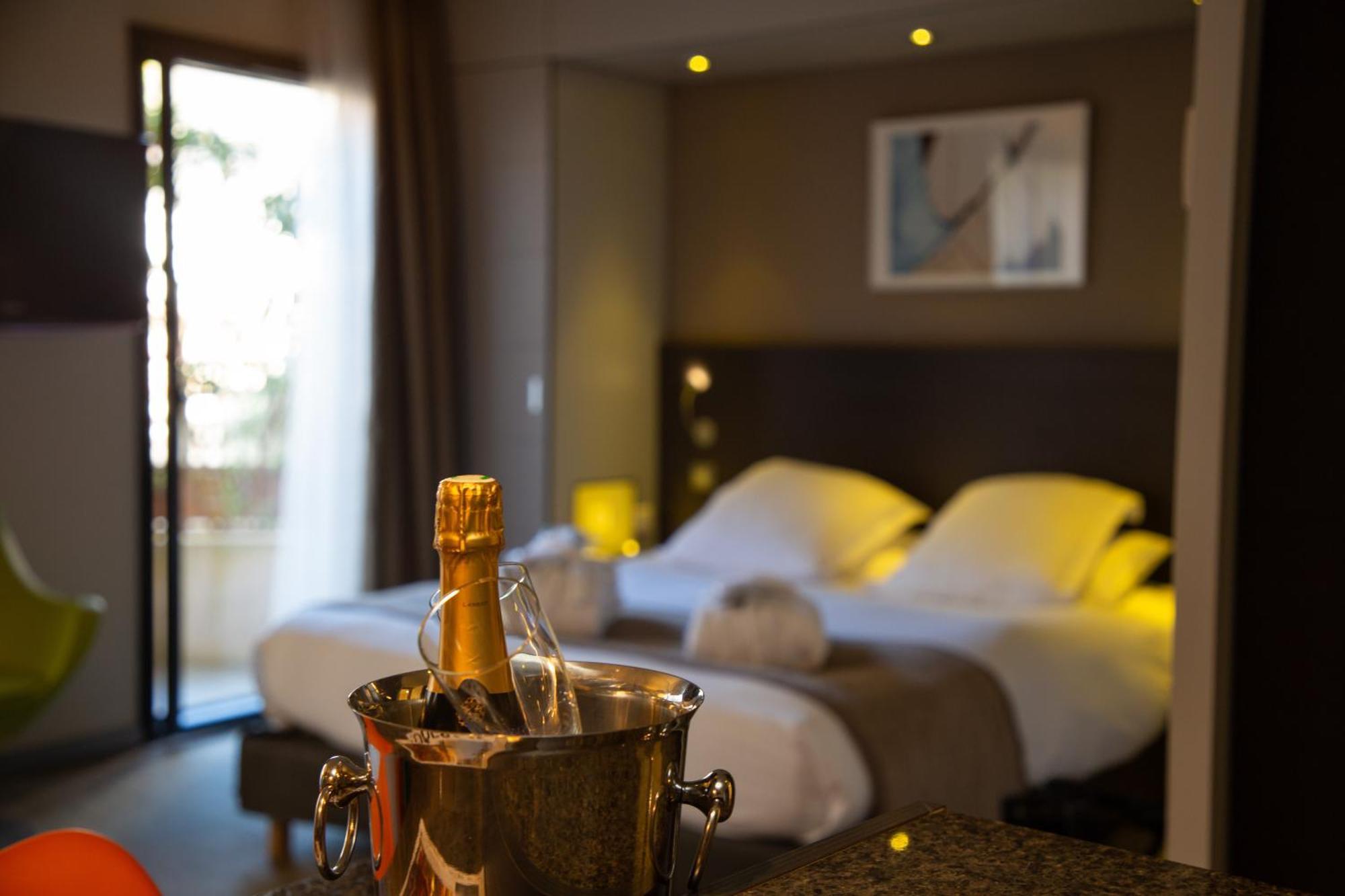 Appart Hotel Clement Ader Tuluza Zewnętrze zdjęcie